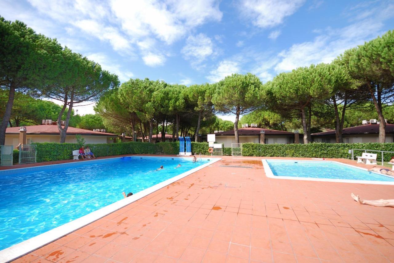 Villaggio Tivoli Bibione Exterior photo